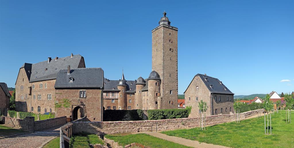 Hotel Burgmannenhaus Steinau an der Straße Exterior foto